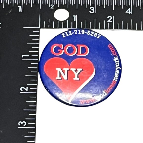 Vintage God Loves NY Pin Pinback Round VTG 80's - Picture 5 of 5